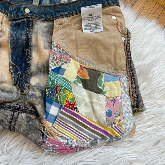 LEVI’S Vintage Denim Distressed Festival Vacation Shorts - Picture 11 of 11